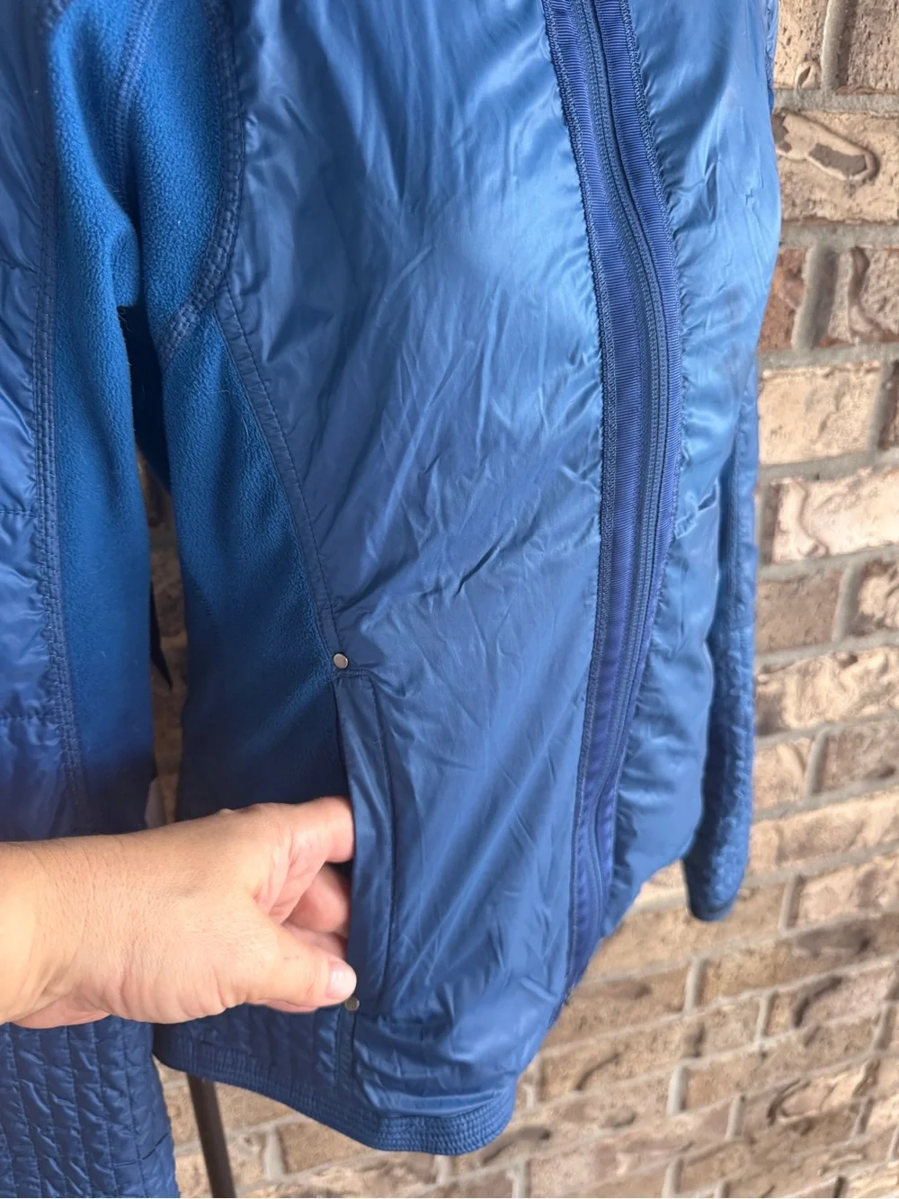 Lululemon Bundle Up Jacket Blue Quilted Fleece Hooded Running Jacket Size 4
